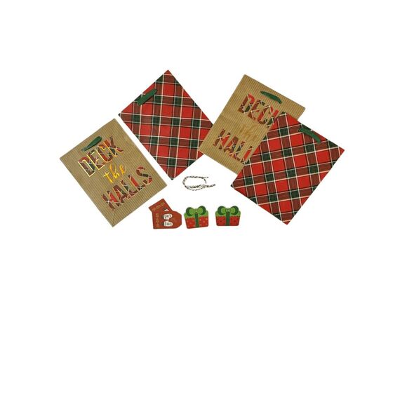 B5. Full Christmas/Holiday Gift Bag- Set of 4 - Picture 1 of 3